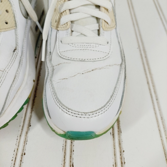 Nike Air Max 90 SE 2 White Platinum Tint Lace Up Sneakers A839 - Picture 7 of 12